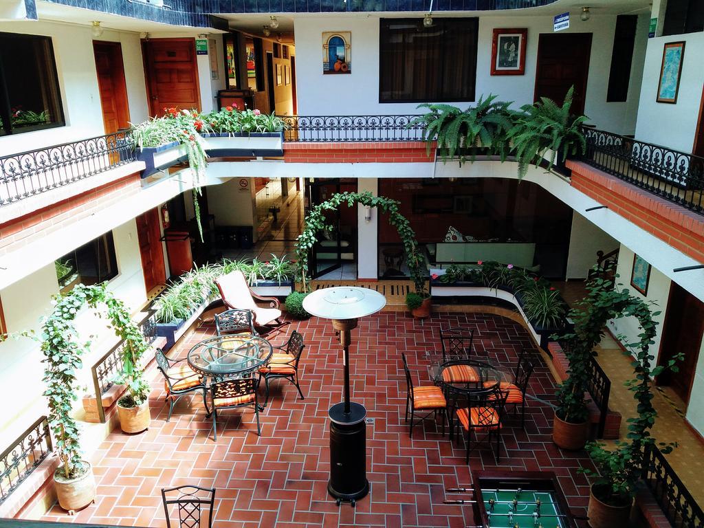 Hotel El Indio Inn Otavalo Exteriör bild